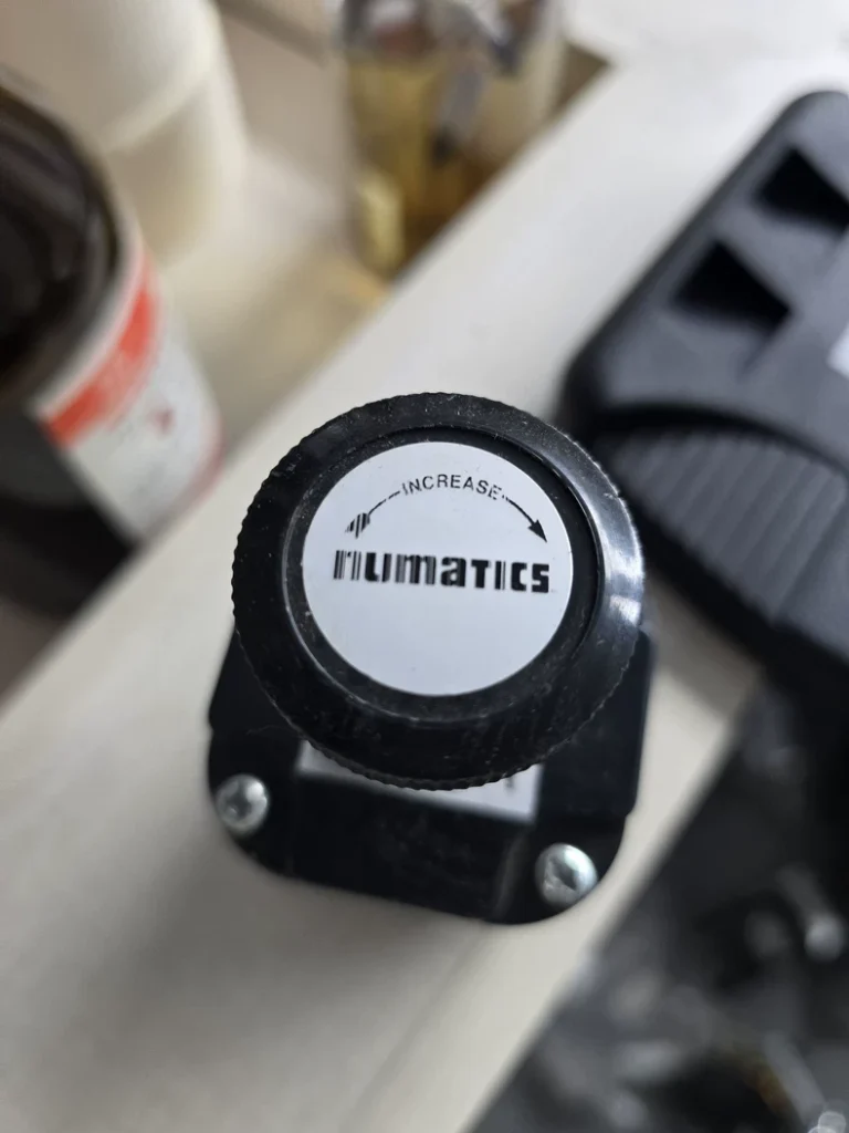 NUMATICS R820-02F Valve
