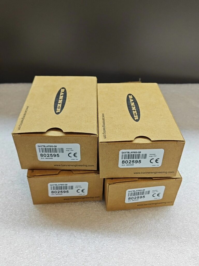 BANNER Q4XTBLAF500-Q8 Sensor thumbnail