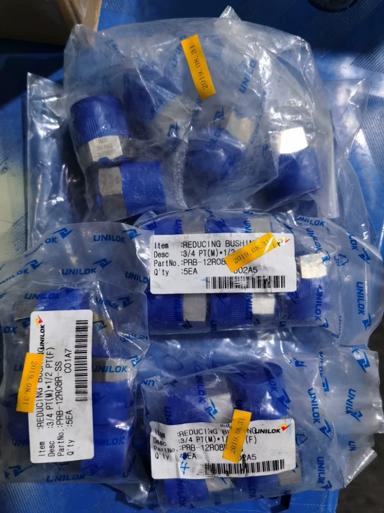 UNILOK PRB-12RO8R-SS Connector