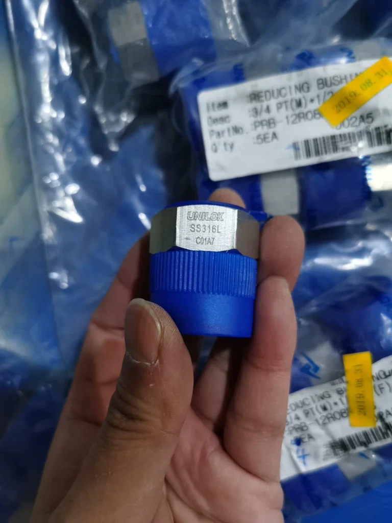 UNILOK PRB-12RO8R-SS Connector thumbnail