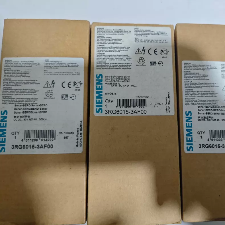 Siemens Ultrasonic Sensor 3RG6015-3AF00 thumbnail