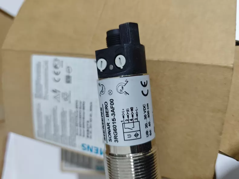 Siemens Ultrasonic Sensor 3RG6015-3AF00 thumbnail