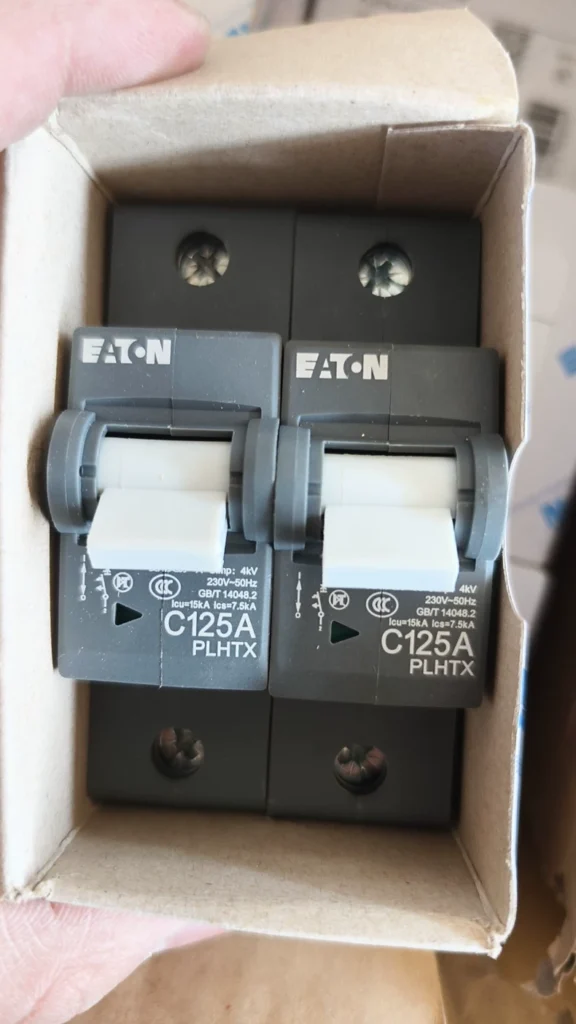 Eaton PLHTX-C125/1 Circuit Breaker thumbnail