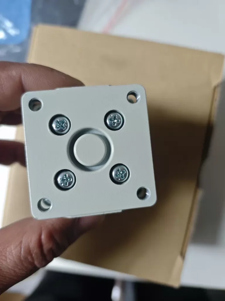 SMC ITV2050-312N Electro-Pneumatic Regulator thumbnail