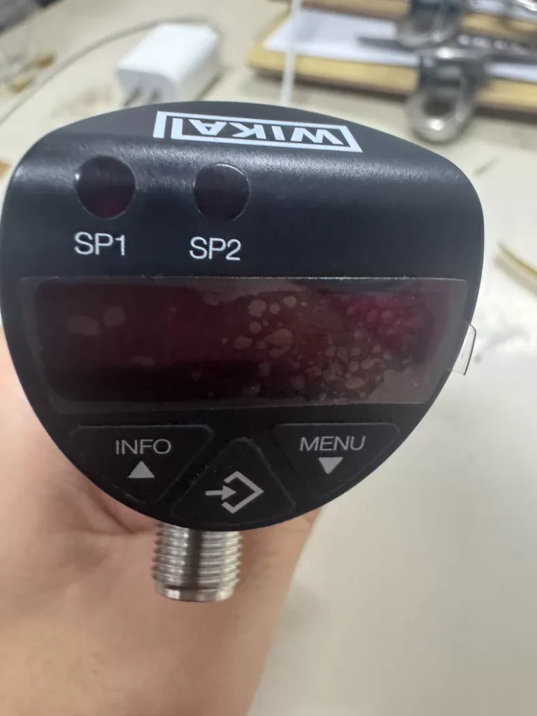 WIKA 82581237 Switch thumbnail