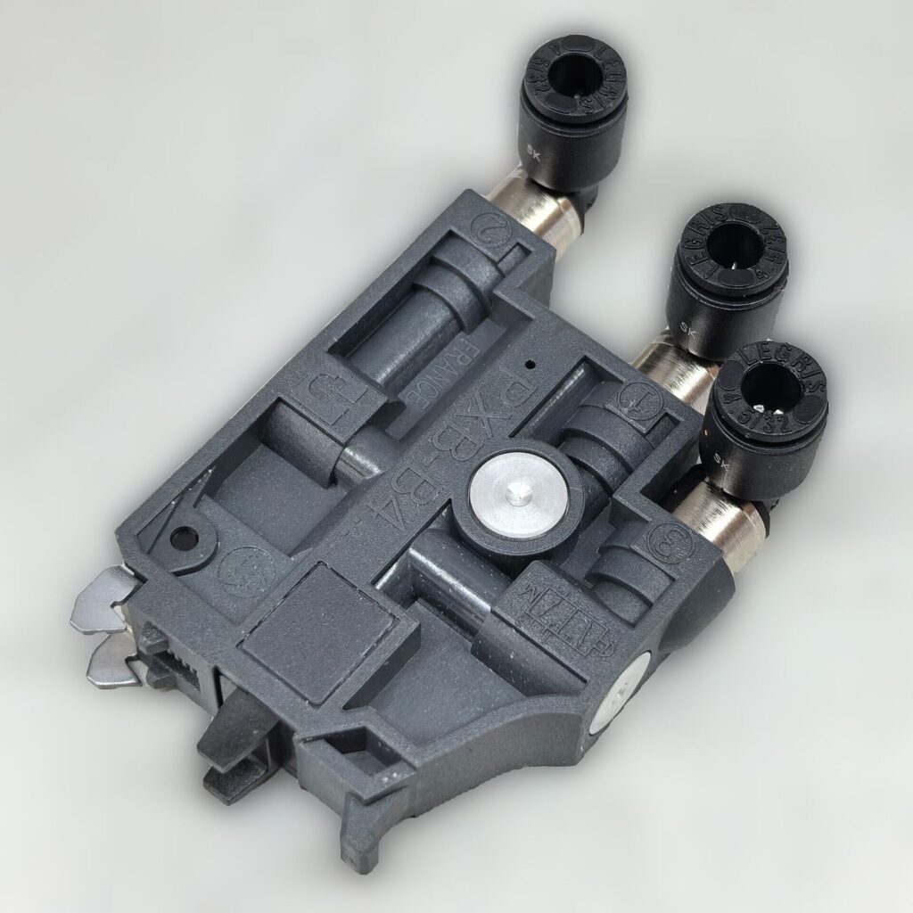 Parker PXB-B4932 Pneumatic Valve thumbnail