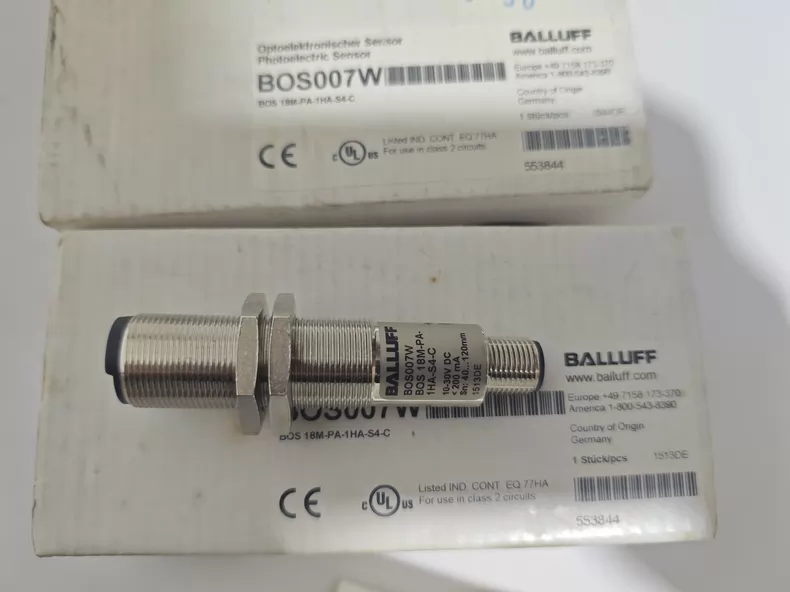 Balluff Photoelectric Sensor BOS007W thumbnail