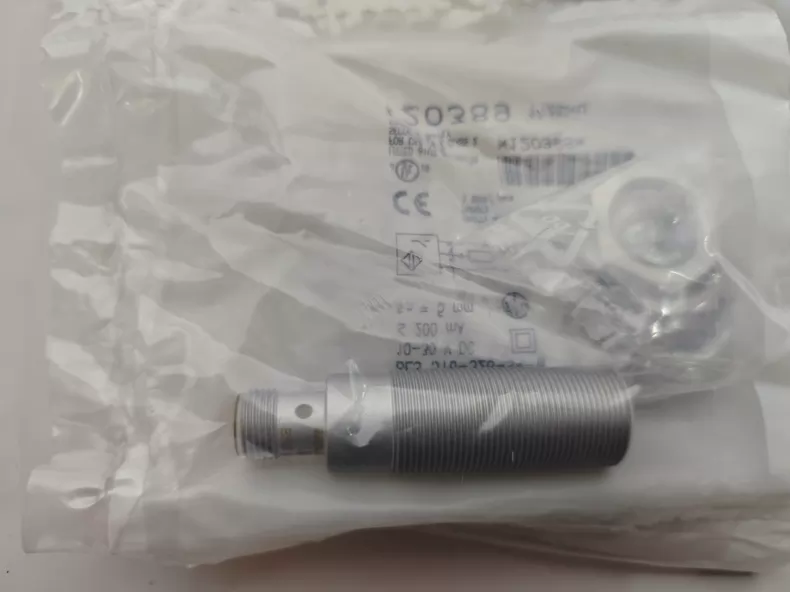 Balluff Sensor BES02JA thumbnail