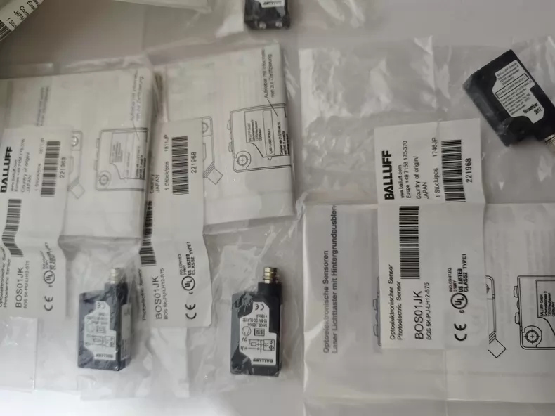 Balluff Photoelectric Sensor BOS01JK