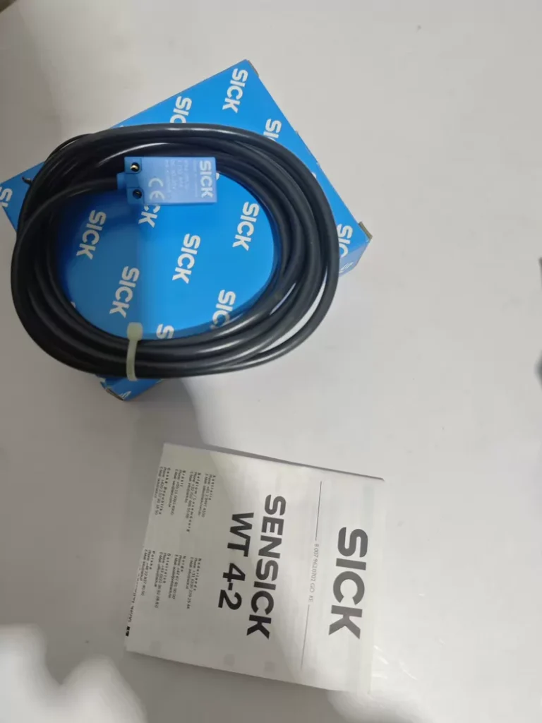 SICK Photoelectric Sensor WT4-2N132
