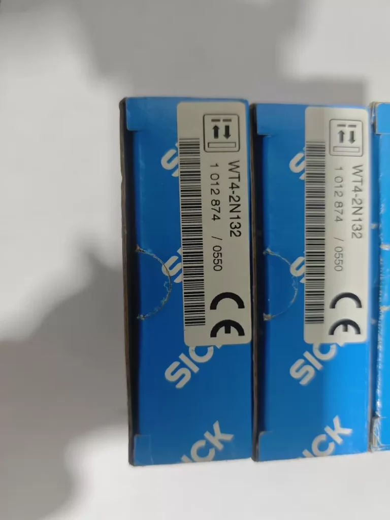 SICK Photoelectric Sensor WT4-2N132 thumbnail