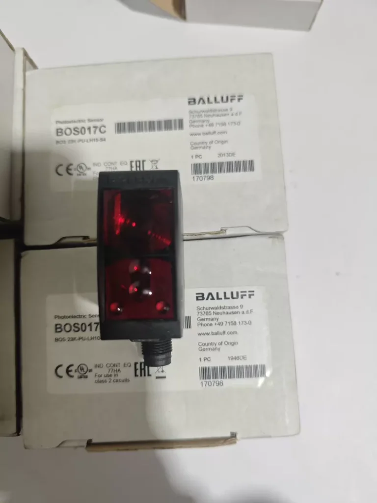 Balluff Photoelectric Sensor BOS017C thumbnail