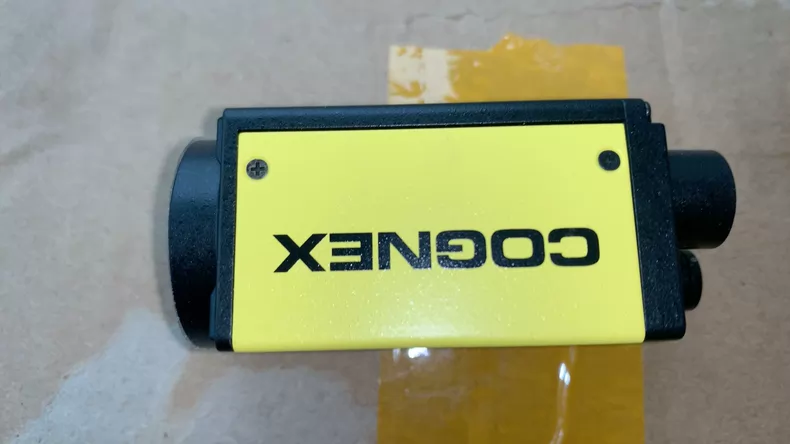 COGNEX ISM1402-11 Industrial Camera thumbnail