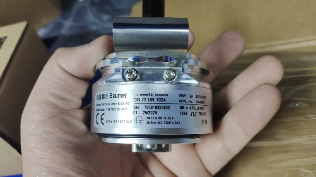 Baumer OG 73 UN 1024 Encoder thumbnail