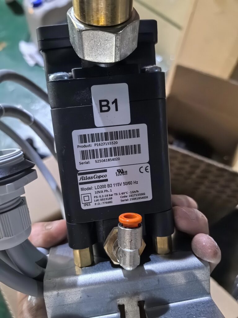 Atlas Copco 1627155520 Drain Valve thumbnail