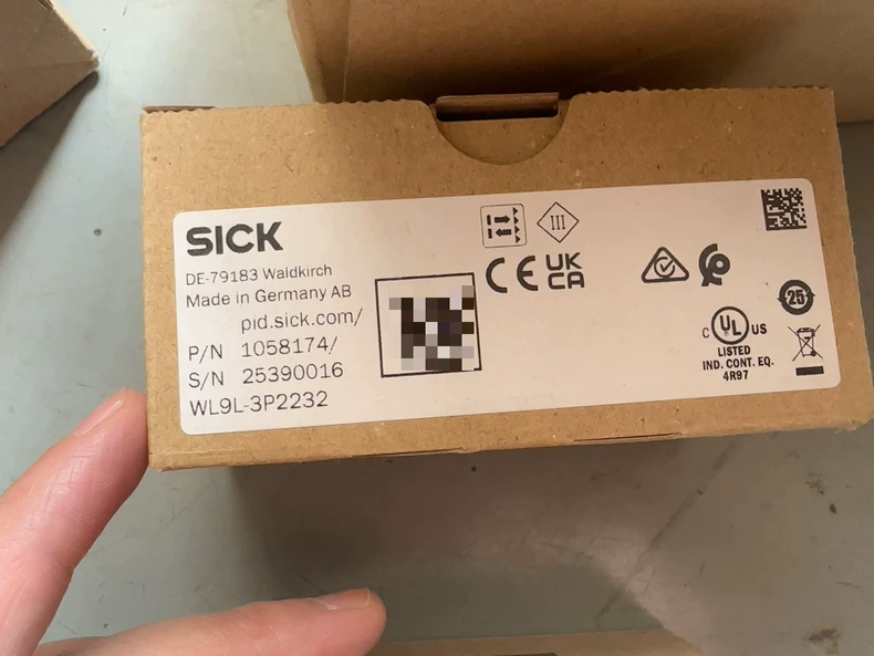 SICK WL9L-3P2232 Sensor