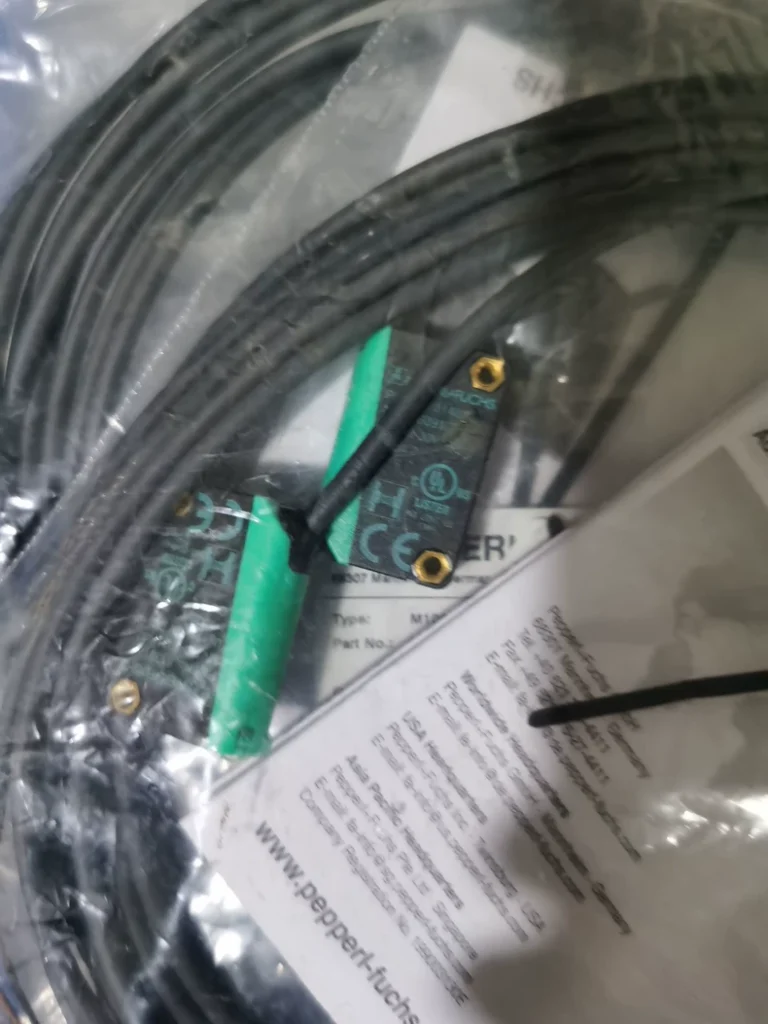 Pepperl+Fuchs M100/MV100-8091/102 Sensor thumbnail
