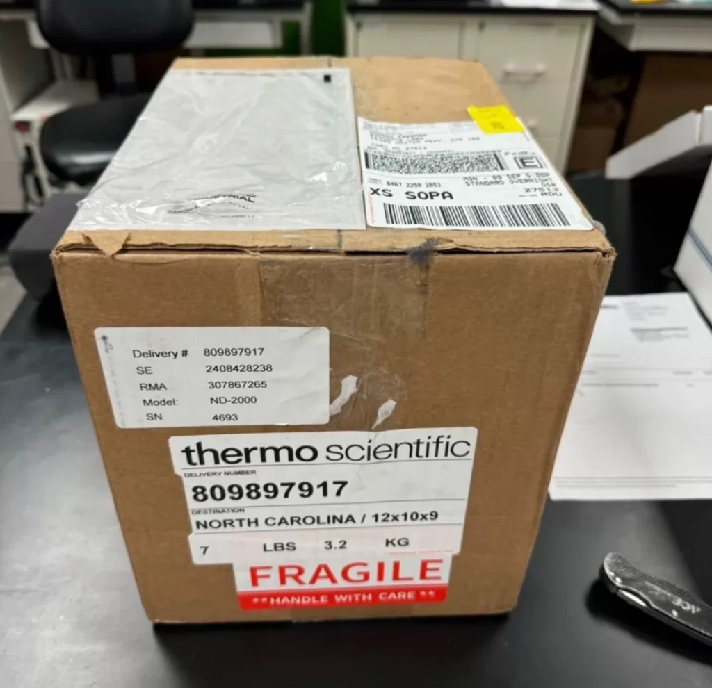 Thermo Fisher Scientific NanoDrop 2000 Spectrophotometer
