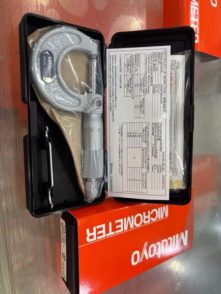 Mitutoyo Outside Micrometer 103-137