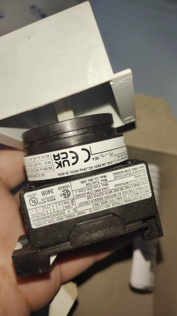 Eaton T0-1-15431/IVS Switch thumbnail