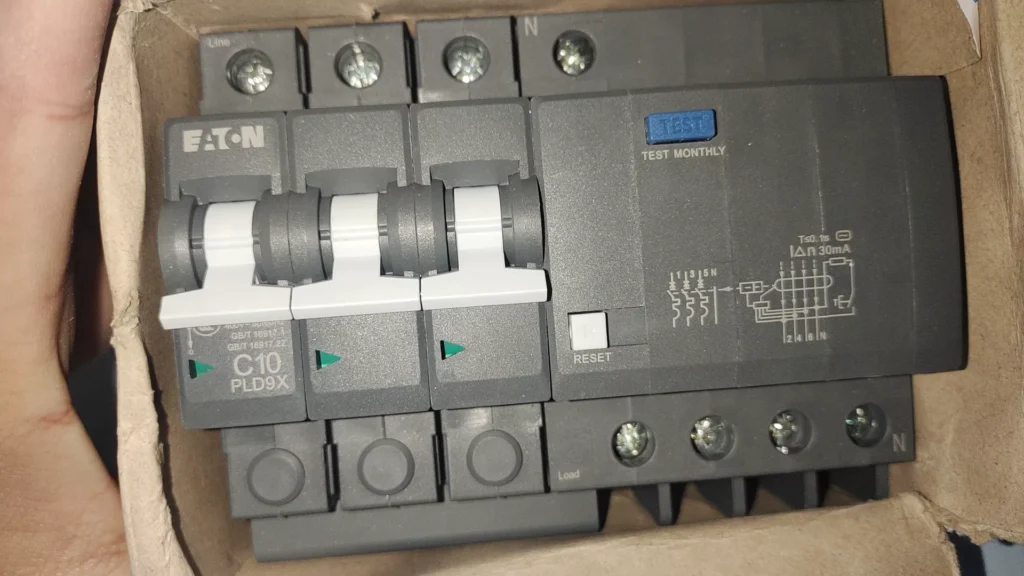 Eaton PLD9X-10/3N/C/003 Circuit Breaker thumbnail