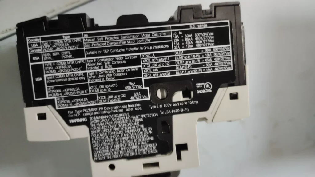 Eaton PKZM0-10-SC/AK Circuit Breaker thumbnail
