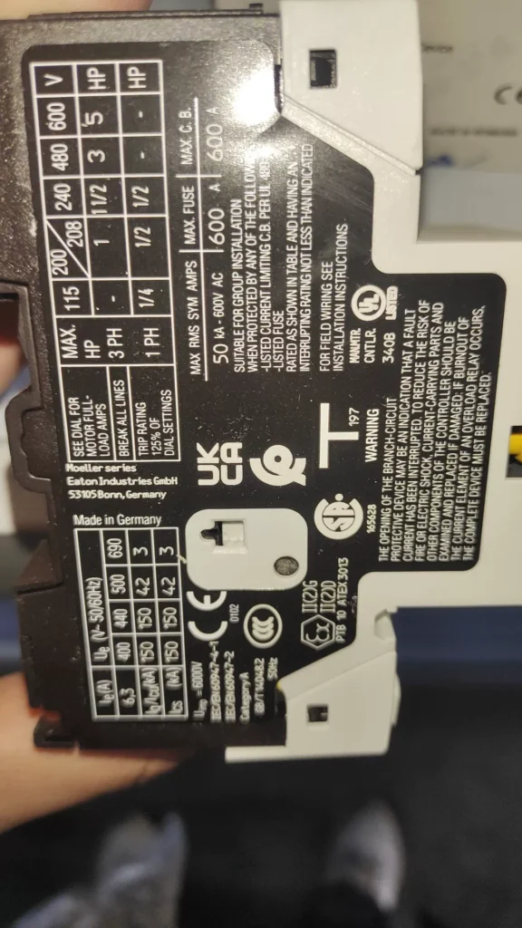 Eaton PKZM0-6,3-SC/AK Circuit Breaker thumbnail