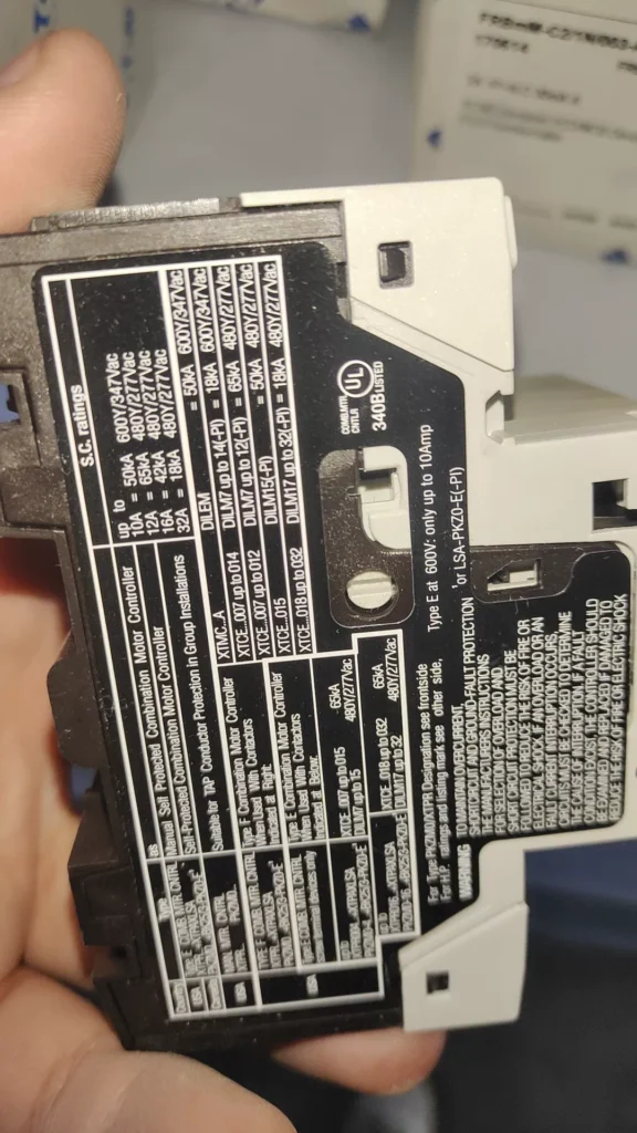 Eaton PKZM0-6,3-SC/AK Circuit Breaker thumbnail