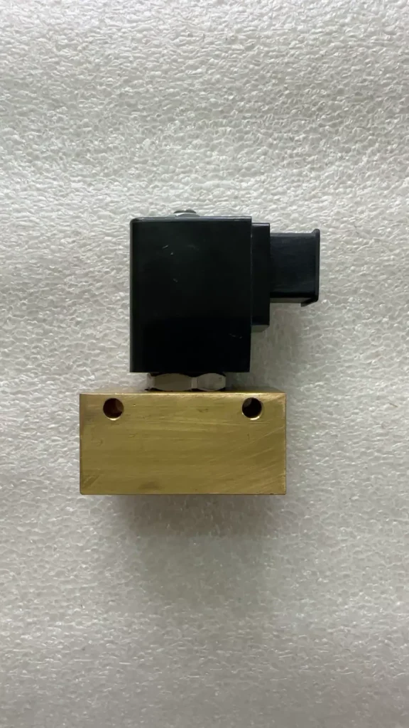 CLOOS 00032024700 Solenoid Valve thumbnail