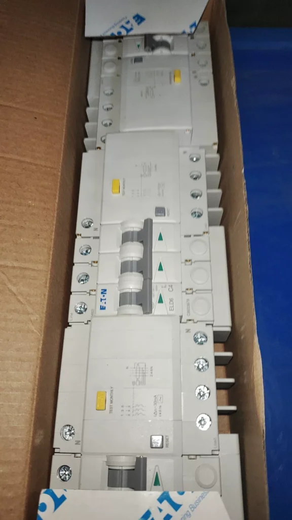Eaton ELD6-4/3N/C/003 Residual Current Circuit Breaker thumbnail
