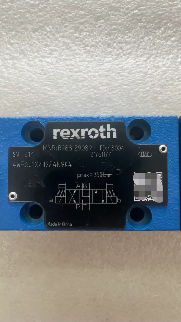 Bosch Rexroth 4WE6J1X/HG24N9K4 Valve thumbnail