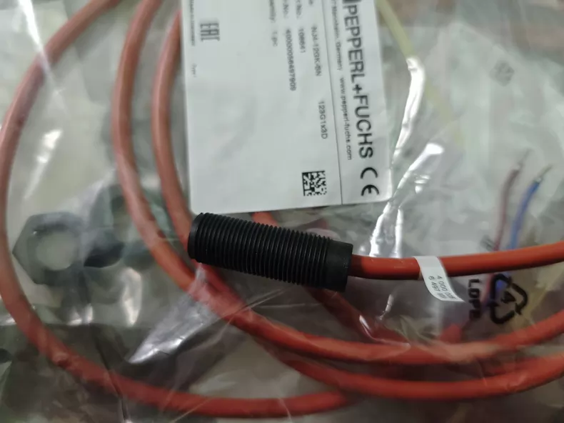 Pepperl+Fuchs Proximity Sensor NJ4-12GK-SN