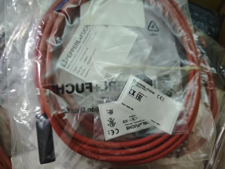 Pepperl+Fuchs Proximity Sensor NJ4-12GK-SN thumbnail