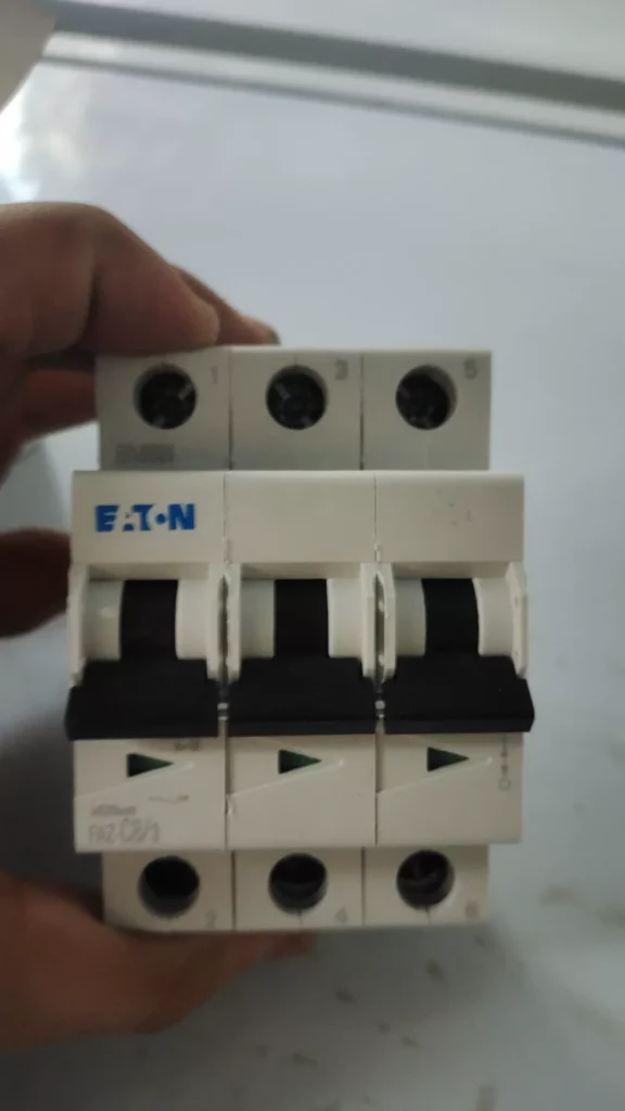 Eaton FAZ-C8/3-AS Circuit Breaker thumbnail