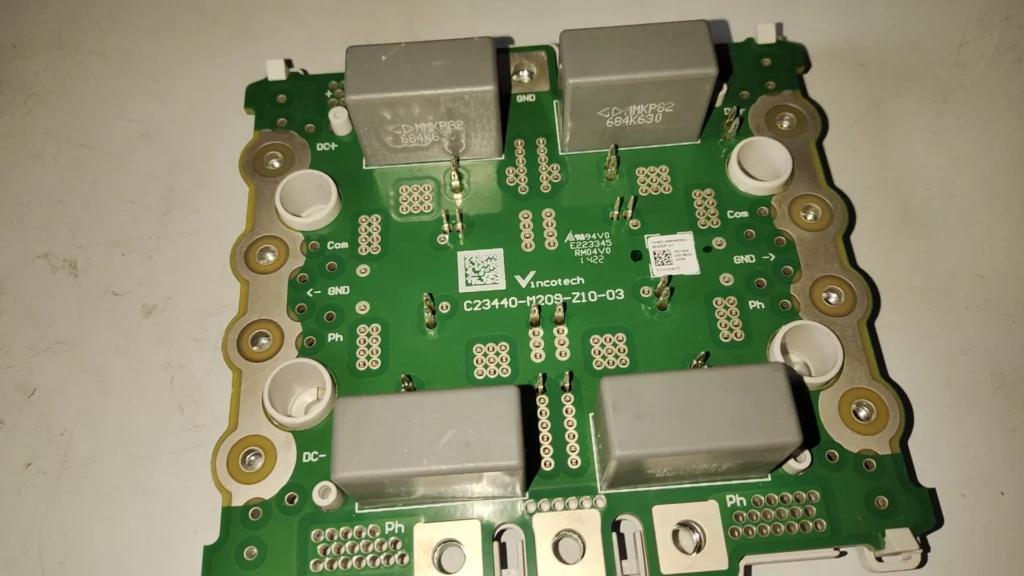 Vincotech 70-W212NMA600SC-M200P Power Module thumbnail