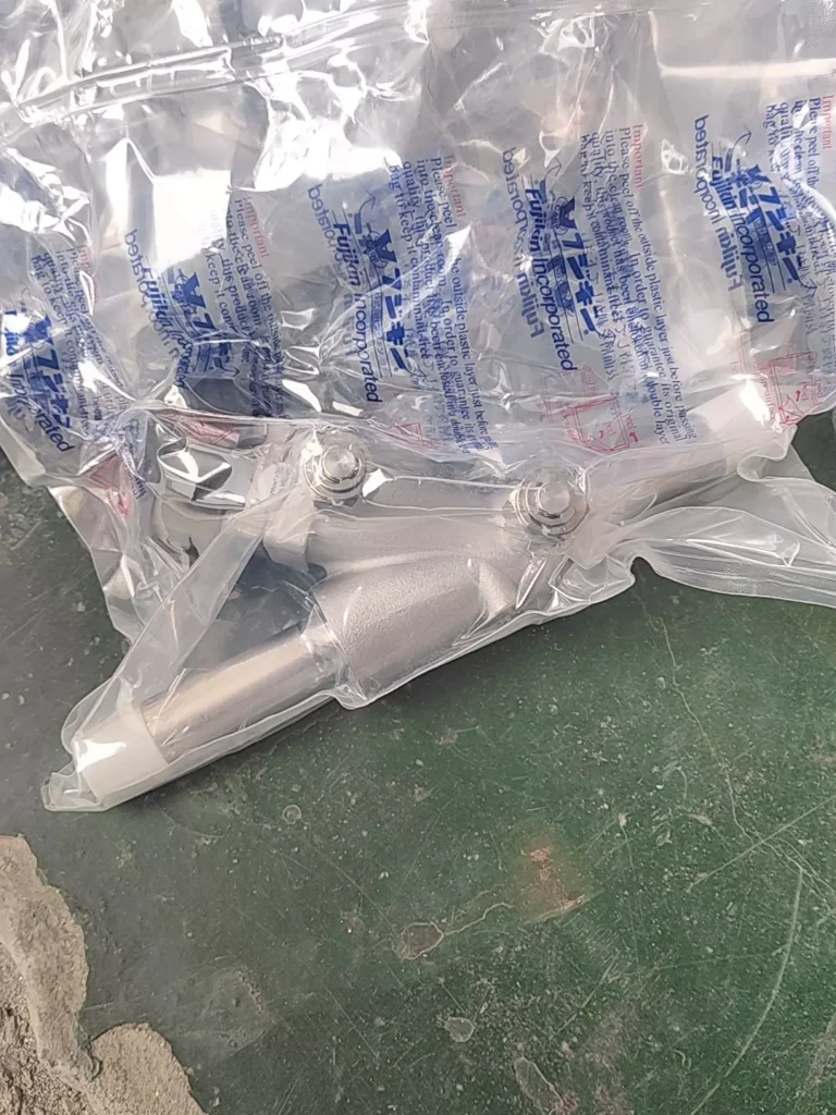 Fujikin CF-HFC15A-10PC2FSM-BK-KZ Valve thumbnail