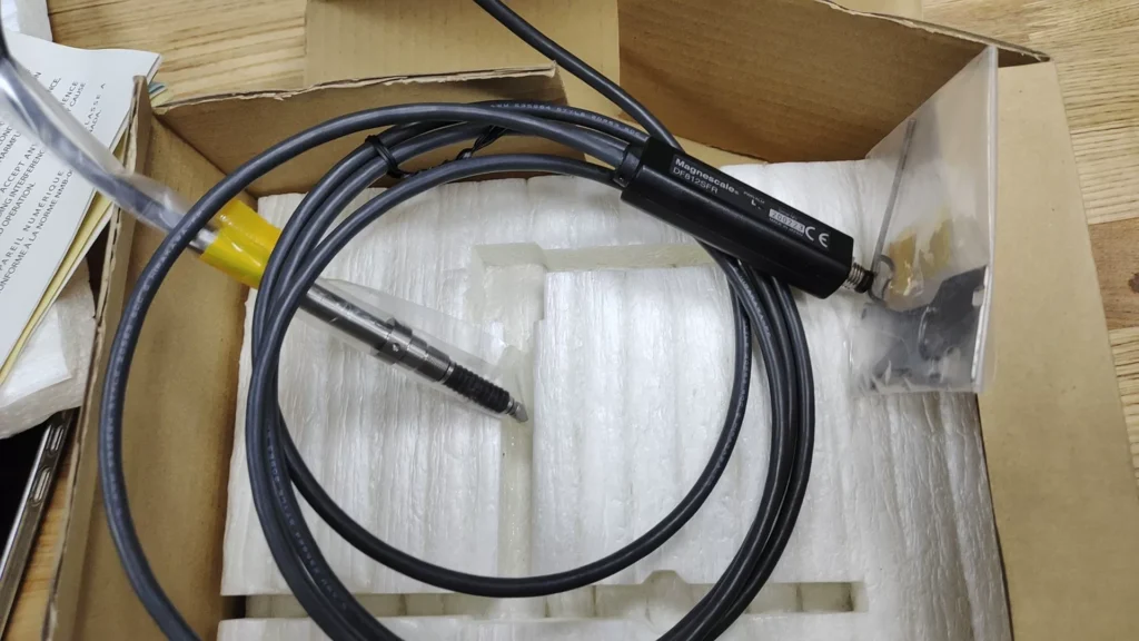 Magnescale DF812SFR Digital Gauge thumbnail