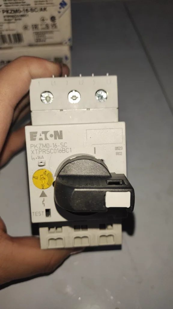 Eaton PKZM0-16-SC Circuit Breaker thumbnail
