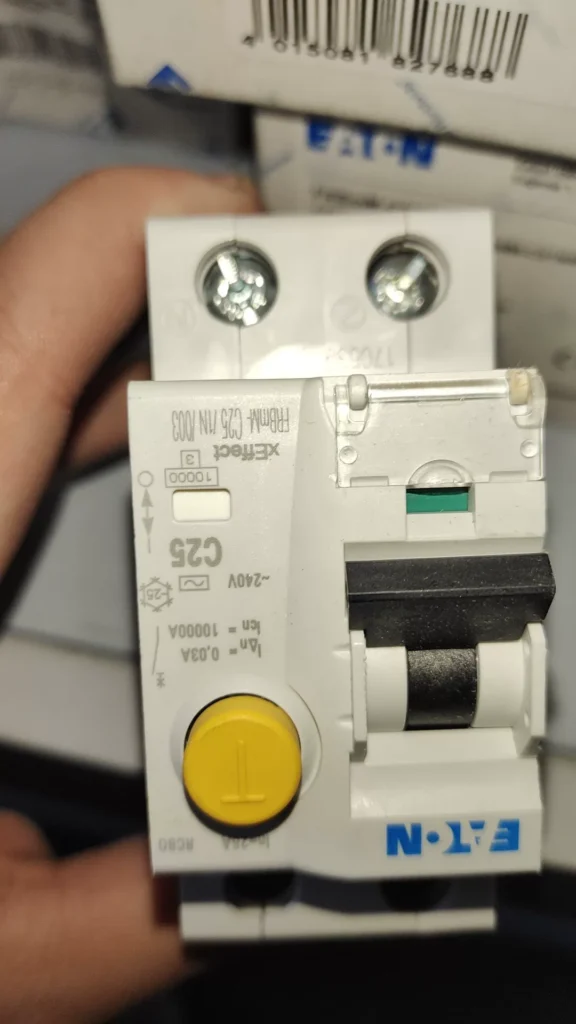 Eaton FRBmM-C25/1N/003 Circuit Breaker thumbnail