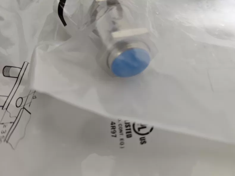 SICK Proximity Sensor IME18-08BPSZCOK thumbnail