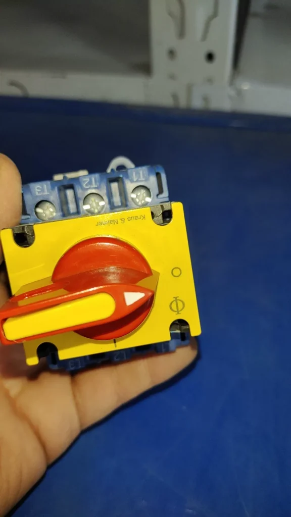 KRAUS & NAIMER KG41.T303/DE20F6457/400 Switch thumbnail