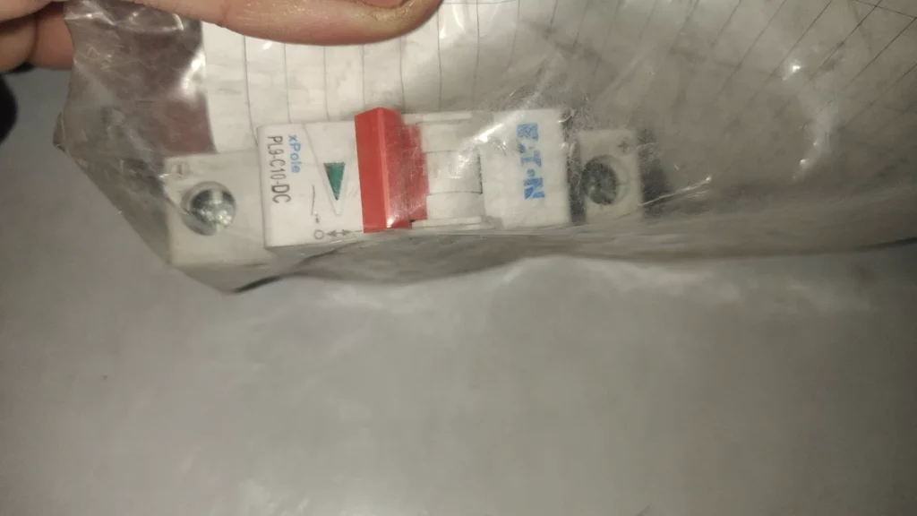Eaton PL9-C10-DC Circuit Breaker thumbnail