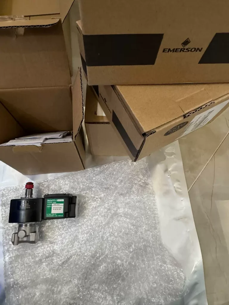 Emerson JPIS8314B301 Valve thumbnail