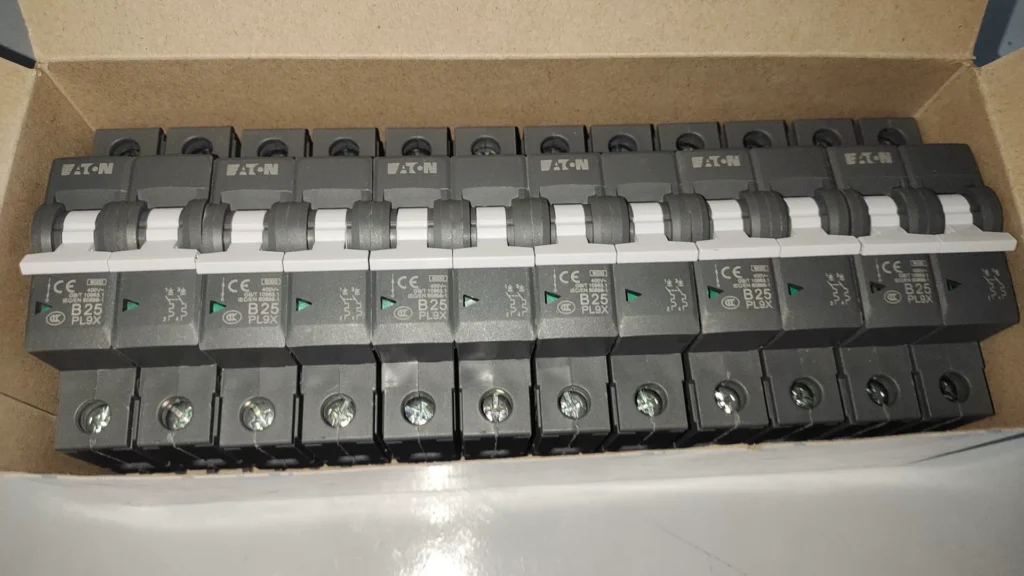 Eaton PL9X-B25/2 Circuit Breaker thumbnail