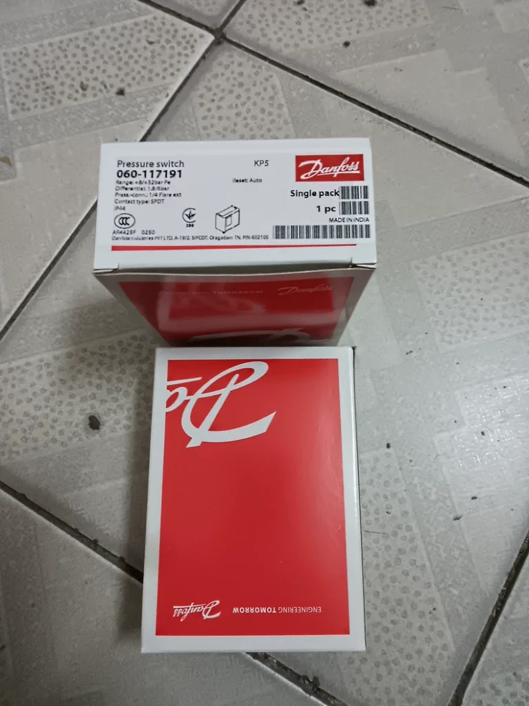 Danfoss Pressure Switch KP5 thumbnail