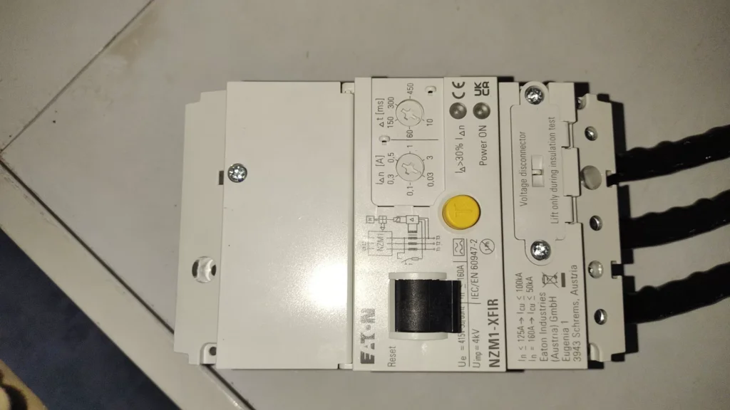 Eaton NZM1-XFIR Residual Current Module thumbnail