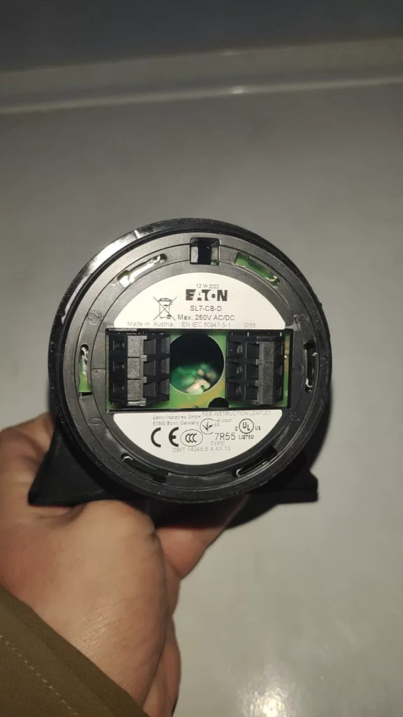 Eaton SL7-CB-D Signal Tower Base thumbnail