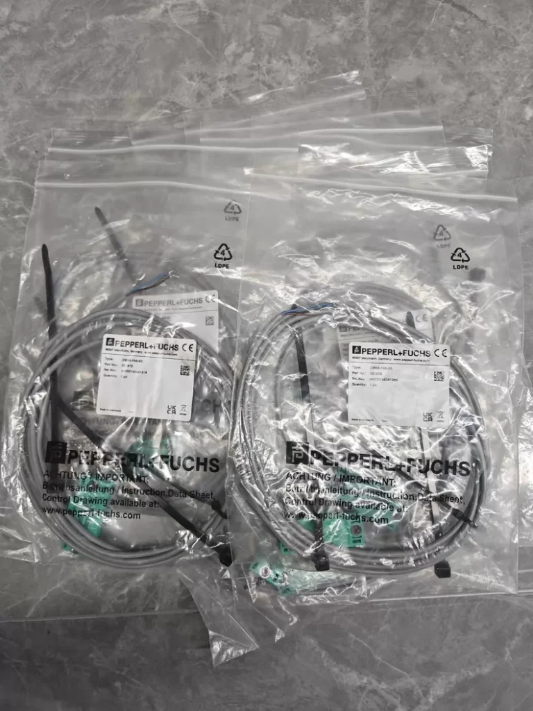 Pepperl+Fuchs Sensor CBN5-F46-E0 thumbnail