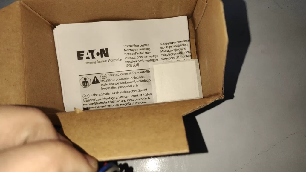 Eaton PDC2CST440ACS Switch thumbnail