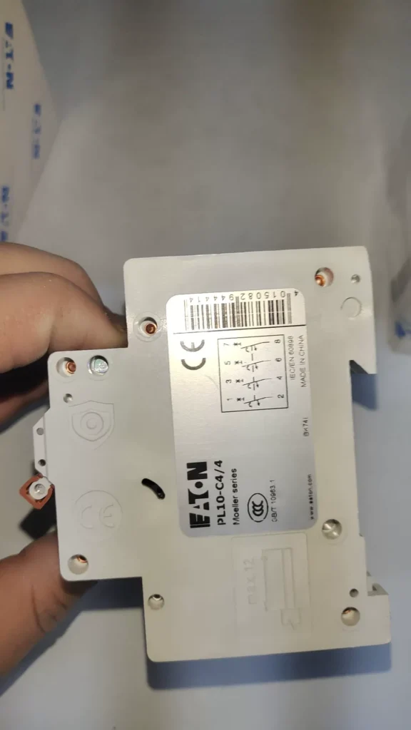 Eaton PL10-C4/4 Circuit Breaker thumbnail